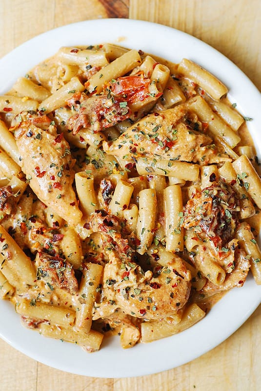 Sun-Dried Tomato Pasta with Chicken and Mozzarella